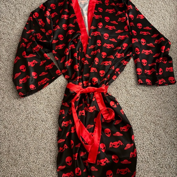 Puscifer Robe - Picture 2 of 3